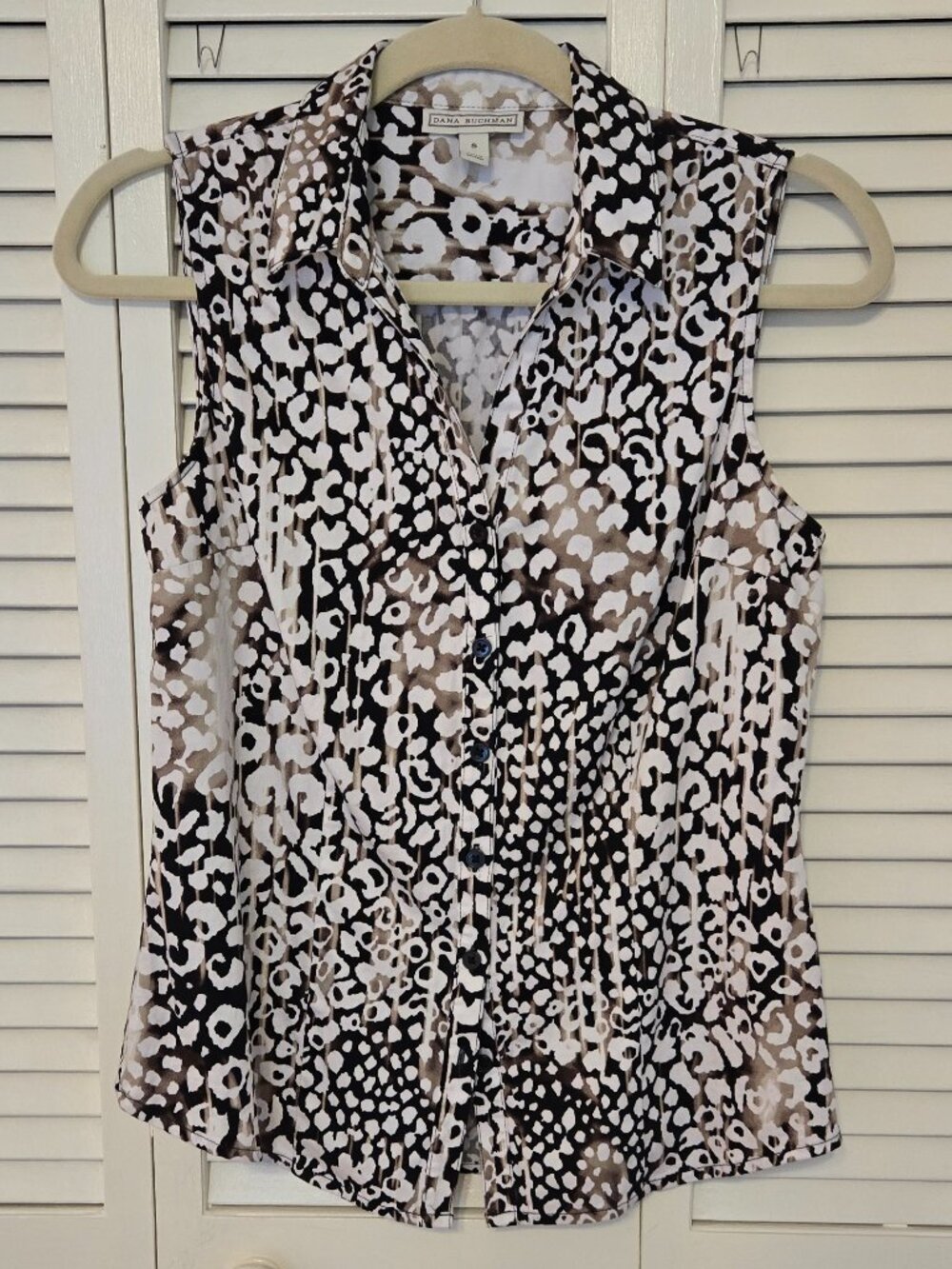 Dana Buchman Sleeveless Collared Blouse - Size S